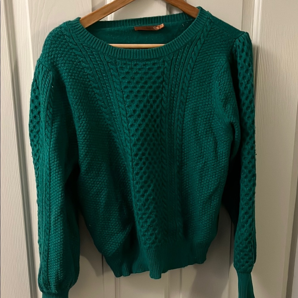 Women's Green Cable Knit Sweater